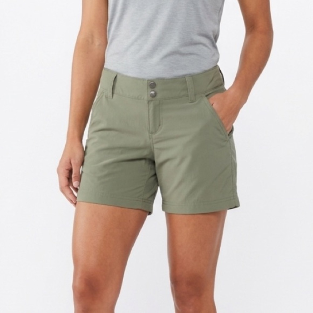 Columbia Women's Olive Green Performance Shorts